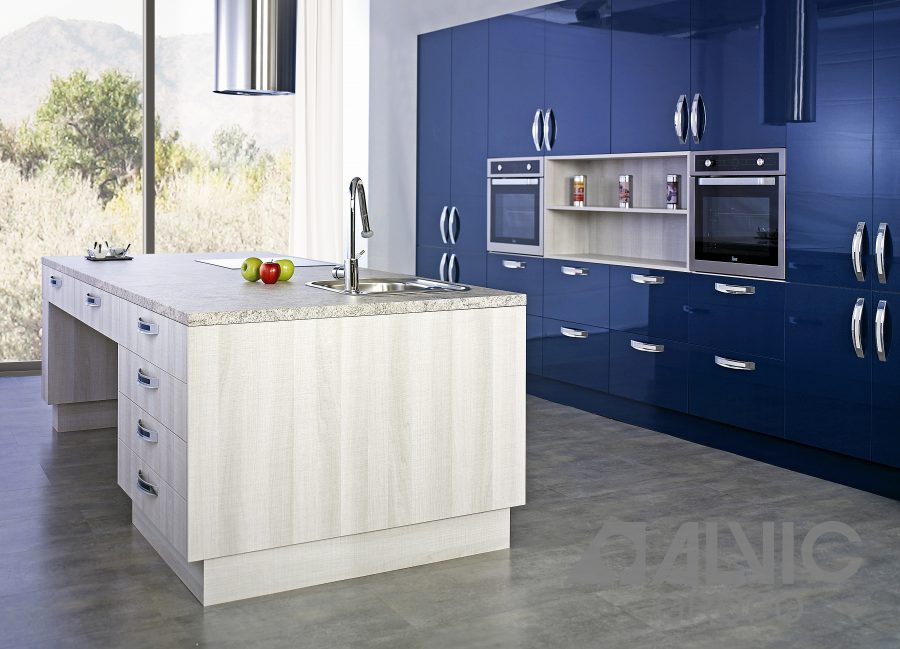 Lioher luxe_cobalto-pearl-effect_cocina-e1488824169654 PEARL EFFECT IS NOT ONLY FOR CARS  