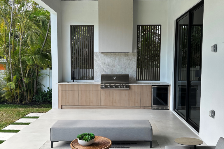 Lioher Outdoor Kitchens Lioher Nocce-1.1-768x512 Outdoor Kitchens